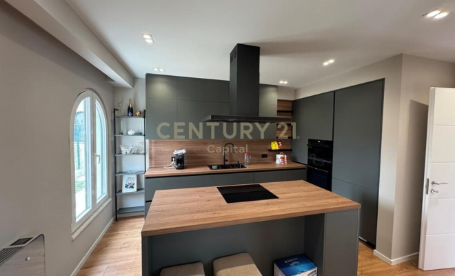 Jepet me qera Vilë individuale në Mjull-Bathore, Tiranë!<span class="title_detail">Vilë for rent në Mjull-Bathore, Tiranë</span>