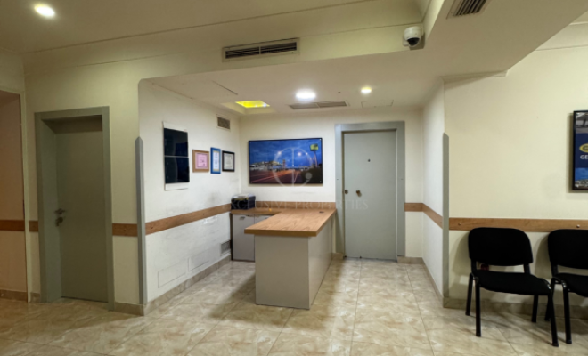 ALI DEMI, Super Ambjent Zyrash për Qira | 500 m² |<span class="title_detail">Zyrë for rent në Ali Demi, Tiranë</span>