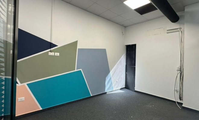 Ambient Komercial me qera, Farmacia 10<span class="title_detail">Zyrë for sale në Farmacia 10, Tiranë</span>