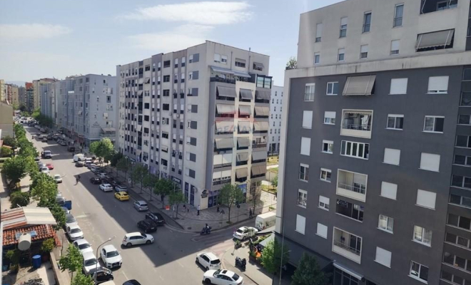 Ambient per Zyra me Qera, Komuna e Parisit<span class="title_detail">Zyrë for rent në Komuna e Parisit , Tiranë</span>