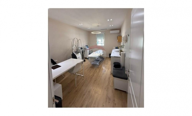 Apartament 2+1 me Qera, Komuna e Parisit<span class="title_detail">Apartament for rent në Komuna e Parisit , Tiranë</span>