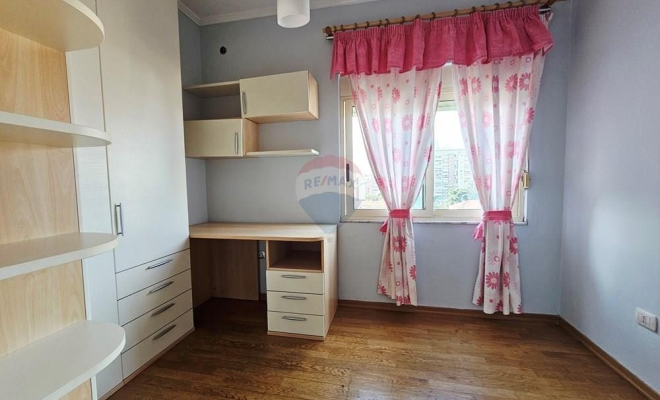 Apartament 2+1 me Qera, Mine Peza<span class="title_detail">Apartament for rent në Rruga e Durresit, Tiranë</span>