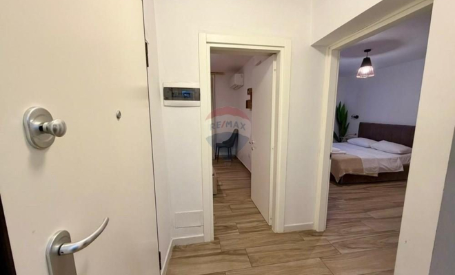 Apartament 2+1 meQera, Mine Peza<span class="title_detail">Apartament for rent në Rruga e Durresit, Tiranë</span>