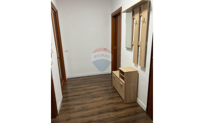 Apartament 3+1+2 me Qera, Komuna e Parisit<span class="title_detail">Apartament for rent në Albania</span>