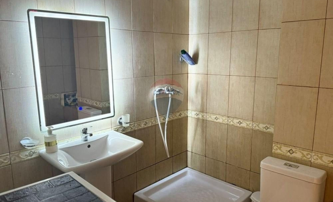 Apartament 1+1 me Qera, Rruga e Barrikadave<span class="title_detail">Apartament for rent në Albania</span>