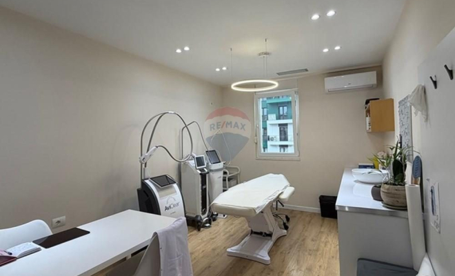 Ambient Komercial me Qera, Kika 2<span class="title_detail">Zyrë for rent në Komuna e Parisit , Tiranë</span>