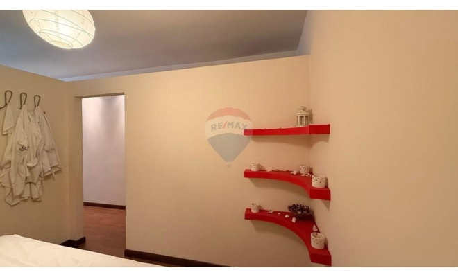 Ambient Biznesi me Qera, Ish ekspozita<span class="title_detail">Zyrë for rent në Albania</span>