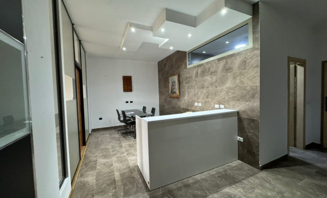 Ambient per Zyra me Qera, Garda Blloku<span class="title_detail">Zyrë for rent në Albania</span>