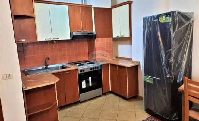 Shitet apartament 1+1 / ballkon 5-Maj<span class="title_detail">Apartament for sale në 5 maj, Tiranë</span>