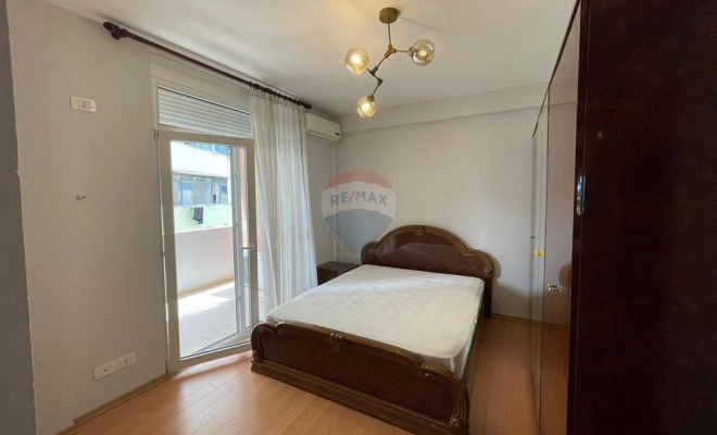 Apartament 2+1 Kodra e Diellit<span class="title_detail">Apartament for rent në Liqeni i Thate, Tiranë</span>