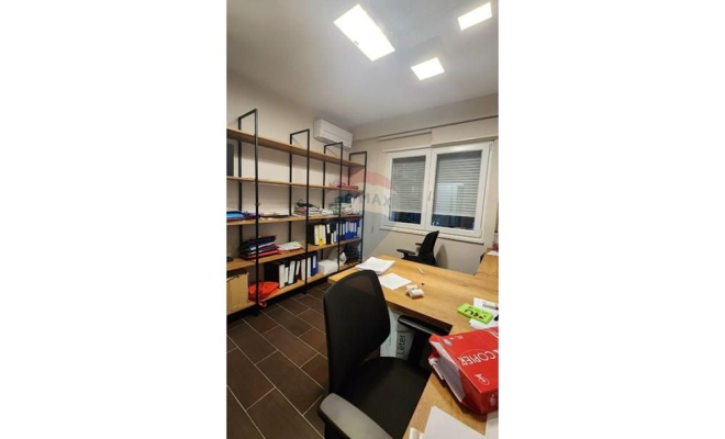 Zyrë - Për Qira - Rruga Sami Frashëri, Tiranë<span class="title_detail">Apartament for rent në Sami Frashëri , Tiranë</span>