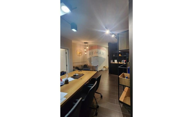 Zyrë - Për Qira - Rruga Sami Frashëri, Tiranë<span class="title_detail">Apartament for rent në Sami Frashëri , Tiranë</span>