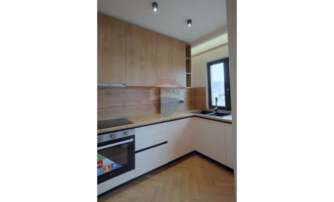 Shitet apartament 2+1 te Rruga e Kavajes ,perballe Delijorgjit<span class="title_detail">Apartament for sale në perball delijorgjit, Tiranë</span>