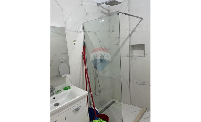 APARTAMENT 2+1 ME QIRA NE ASTIR