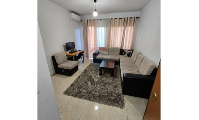 Apartament - Për Qira - Ish Fusha e Aviacionit, Tiranë<span class="title_detail">Apartament for rent në Albania</span>