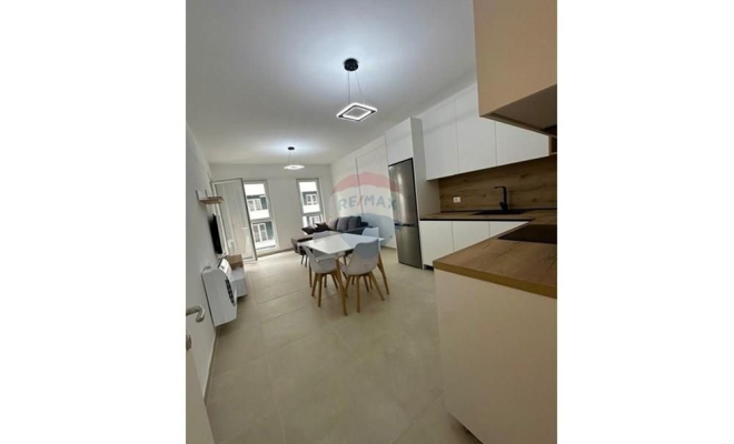 Apartament - Për Qira - Univers City, Tiranë<span class="title_detail">Apartament for rent në Univers City, Tiranë</span>