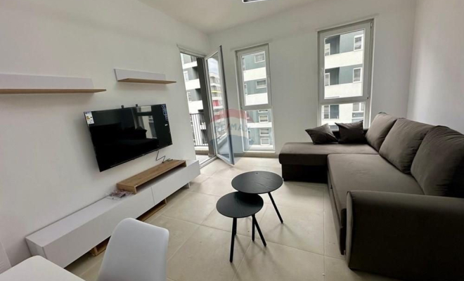 Apartament - Për Qira - Univers City, Tiranë<span class="title_detail">Apartament for rent në Univers City, Tiranë</span>