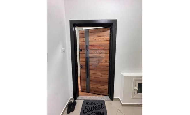 Kopshti Botanik , zona e Xhamise<span class="title_detail">Apartament for sale në kopshti botanik, Tiranë</span>