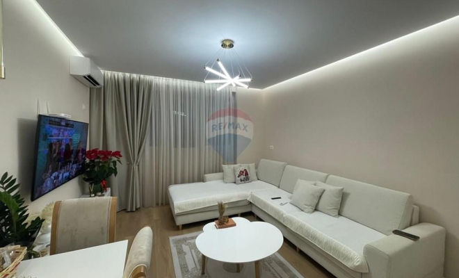 Shitet Apartament 1+1 + Post Parkimi<span class="title_detail">Apartament for sale në Shkozë, Tiranë</span>