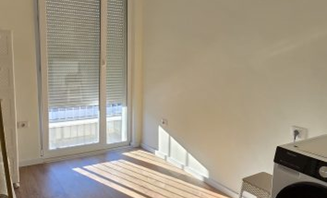 Apartament - Për Qira - Univers City, Tiranë<span class="title_detail">Apartament for rent në Treshi, Tiranë</span>