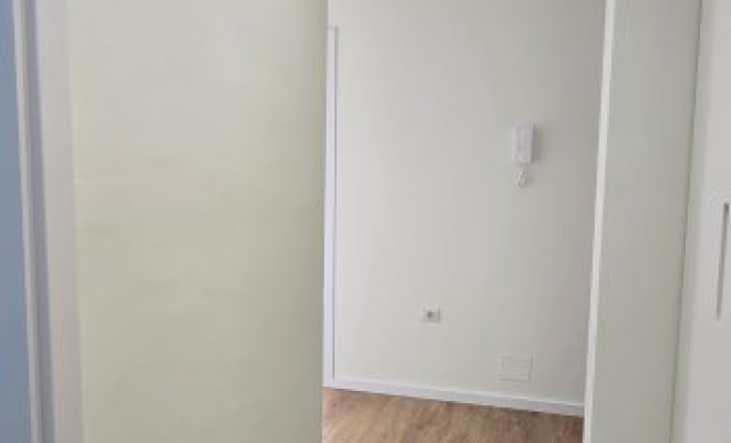 Apartament - Për Qira - Univers City, Tiranë<span class="title_detail">Apartament for rent në Treshi, Tiranë</span>