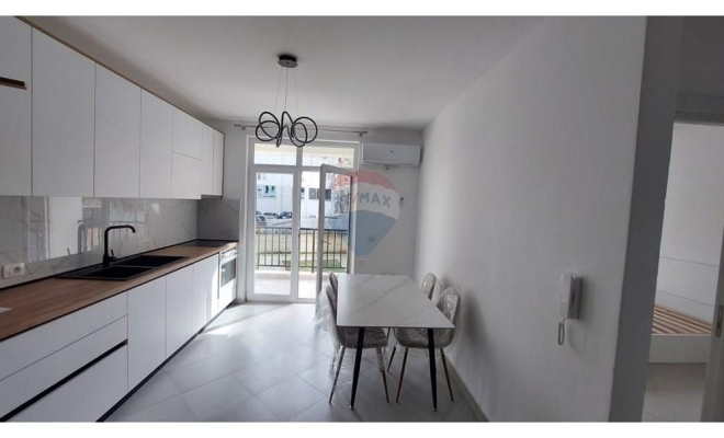 APARTAMENT 1+1 PER QIRA TE RR.DIBRES PRANE QSUT-se​<span class="title_detail">Apartament for rent në Farmacia 10, Tiranë</span>