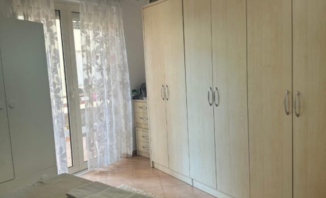 Apartament 2+1+2 per qira te Liqeni i thate<span class="title_detail">Apartament for sale në Liqeni i Thate, Tiranë</span>