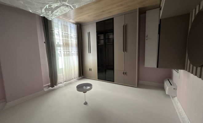 Apartament 1+1 me qira te Bulevardi i Ri<span class="title_detail">Apartament for rent në Bulevardi i Ri, Tiranë</span>