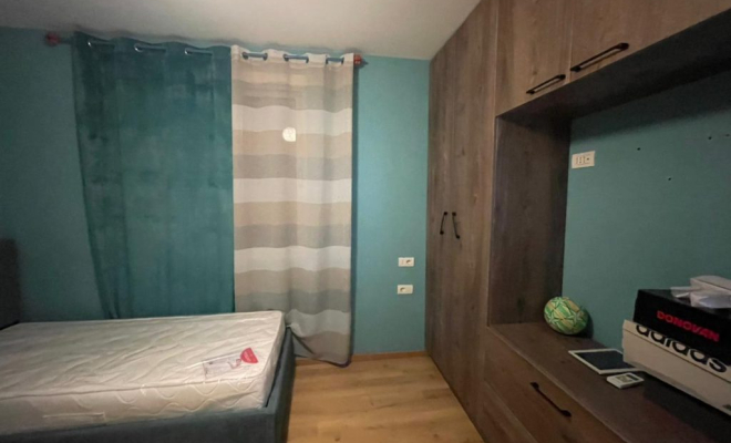 APARTAMENT 3+1 ME QIRA TEK KOPSHTI BOTANIK<span class="title_detail">Apartament for rent në Tiranë, Albania</span>