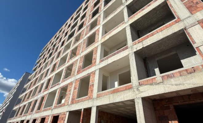 SHITET APARTAMENT 3+1+VERANDE TEK RRETHI ULLIRIT, KAMEZ<span class="title_detail">Apartament for sale në Tiranë, Albania</span>