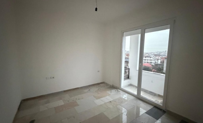 APARTAMENT 2+1 NE SHITJE TEK PALLATET E VERDHA<span class="title_detail">Apartament for sale në Tiranë, Albania</span>