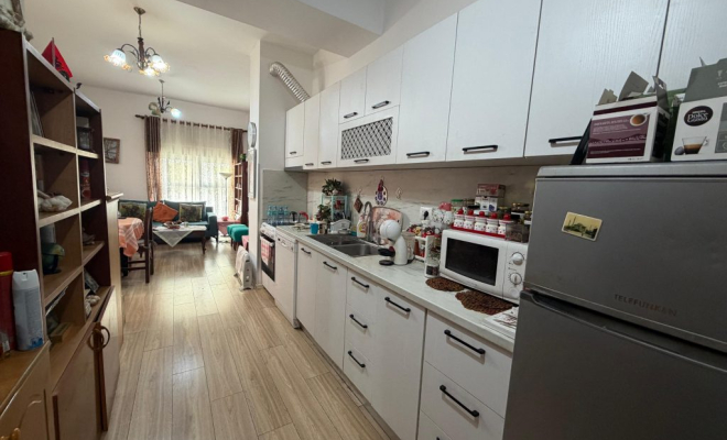 SHITET APARTAMENT 2+1 TEK KOMPLESKI MANGALEM<span class="title_detail">Apartament for sale në Tiranë, Albania</span>