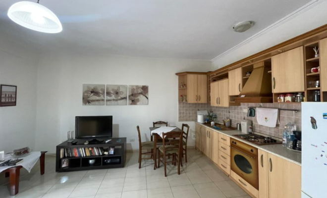 APARTAMENT 1+1 ME QIRA TEK KOMUNA PARISIT<span class="title_detail">Apartament for rent në Tiranë, Albania</span>