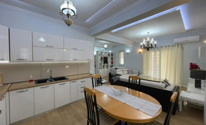 APARTAMENT 2+1 ME QIRA TEK RRUGA DURRESIT<span class="title_detail">Apartament for rent në Tiranë, Albania</span>