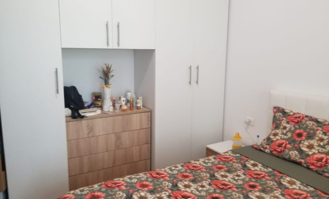 ME QIRA APARTAMENT TEK KOMPLEKSI MANGALEM<span class="title_detail">Apartament for rent në Tiranë, Albania</span>