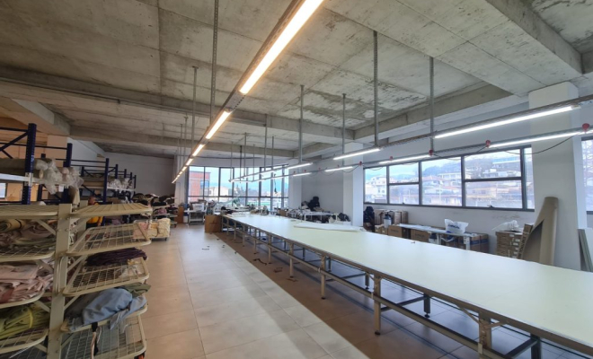 AMBIENT BIZNESI ME QIRA NE VAQARR<span class="title_detail">Studio for rent në Tiranë, Albania</span>