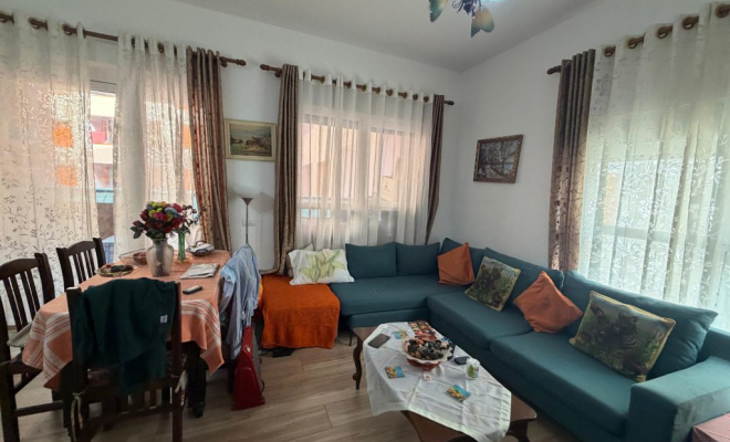 SHITET APARTAMENT 2+1 TEK KOMPLESKI MANGALEM<span class="title_detail">Apartament for sale në Tiranë, Albania</span>