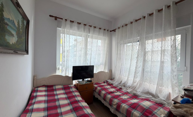 SHITET APARTAMENT 2+1 TEK KOMPLESKI MANGALEM<span class="title_detail">Apartament for sale në Tiranë, Albania</span>